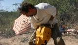 Julho/2006 field work - First goes with a sladgehammer, General Salgado