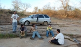 Campo Agosto/2010 -  arco, Roberto, Roque, Carol, and Max resting at Pedra de Fogo creek
