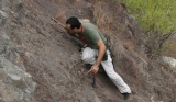 February/2014 field trip - Simone digging at the type-section of La Quinta Formation