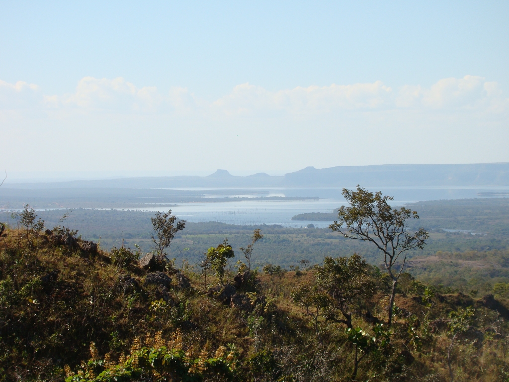 Campo Junho/2011 - Vista Represa do Manso desde o Morro do Cambambe, Chapada dos Guimarães-MT